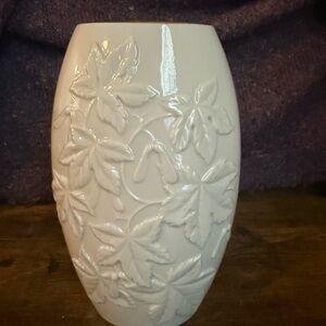 Lenox Fall Vase - The Chickadee and Maple Tree